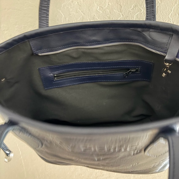 (Troy Pierre) Chic Blue Leather Tote Bag - Picture 7 of 10